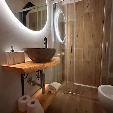 Relax Nella Jacuzzi In Toscana Apartment *