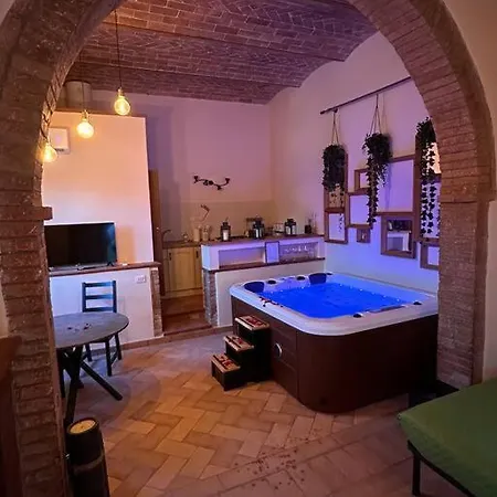 Apartment Relax Nella Jacuzzi In Toscana